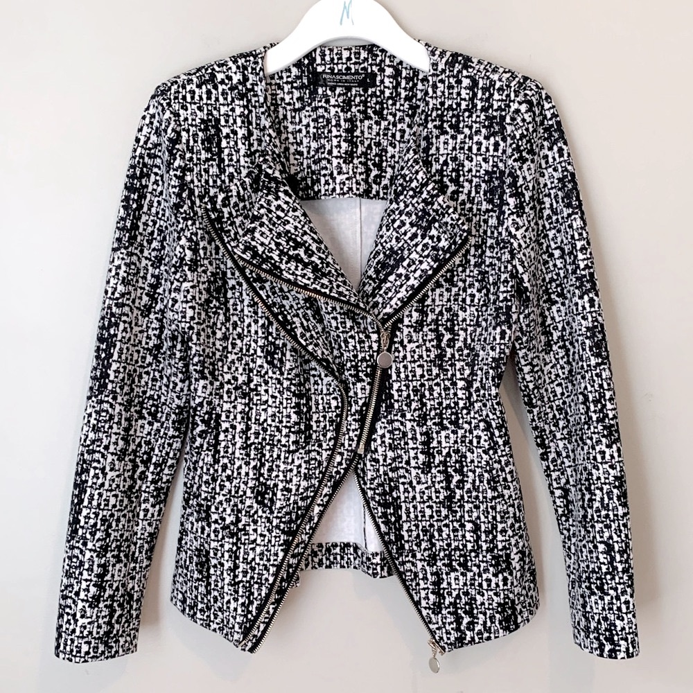 Rinascimento size L black and white blazer
